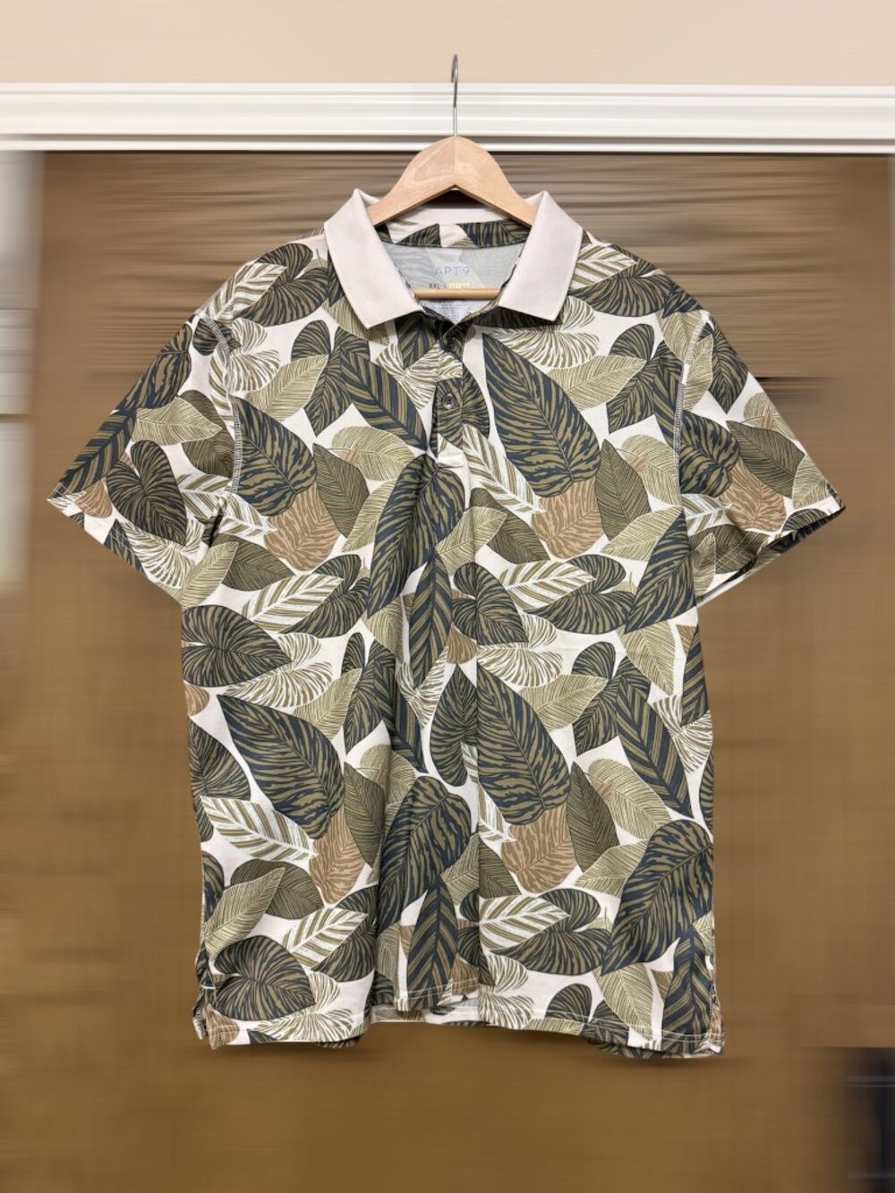 Apt 9 Polo Shirt Short Sleeve Premier Flex Performance Beige Brown Green Leaves